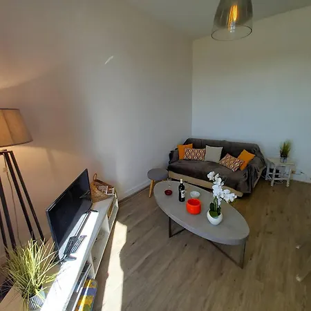 - Vue Magique Pour Cet Au 1er Etage - Du Golf