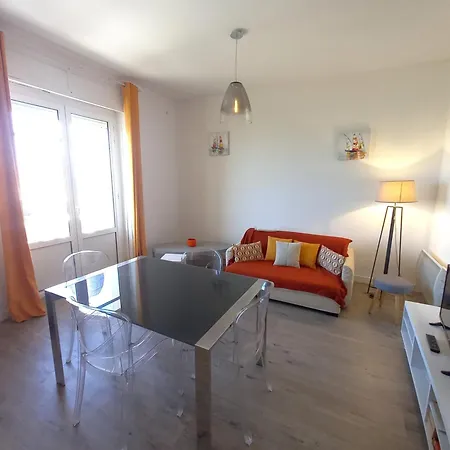 Lägenhet - Vue Magique Pour Cet Au 1er Etage - Du Golf Royan