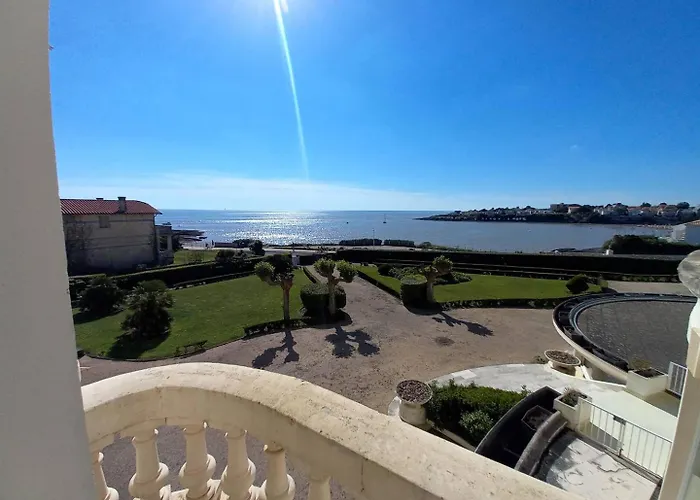 - Vue Magique Pour Cet Au 1er Etage - Du Golf Apartment Royan